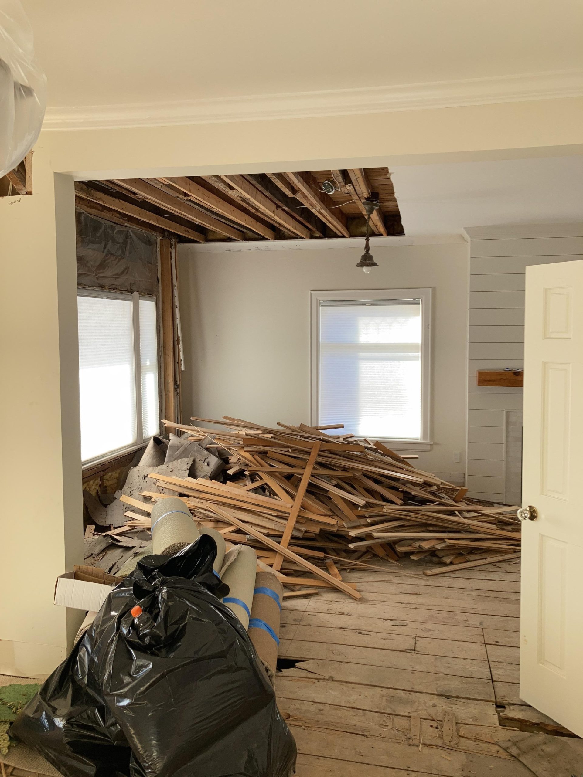 Ceiling and walls before water damage repairs